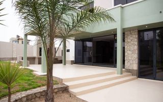 5 Bedroom House For Sale in Ocean View, Swakopmund