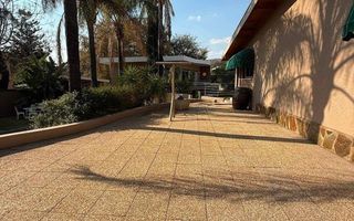 4 Bedroom House For Sale in Ludwigsdorf, Windhoek