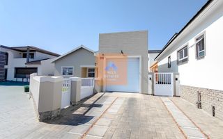 3 Bedroom House For Sale in Mile 4, Swakopmund