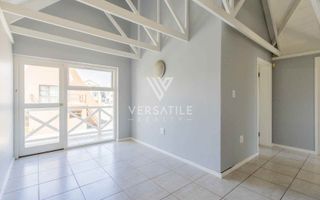 3 Bedroom House For Sale in Long Beach
