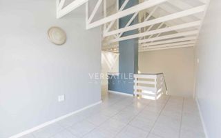 3 Bedroom House For Sale in Long Beach