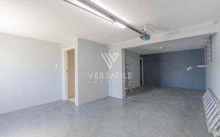 3 Bedroom House For Sale in Long Beach