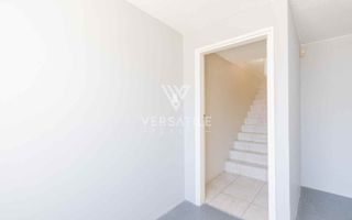 3 Bedroom House For Sale in Long Beach