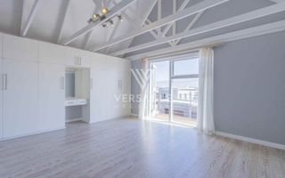 3 Bedroom House For Sale in Long Beach