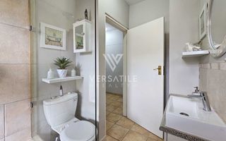 4 Bedroom House For Sale in Long Beach