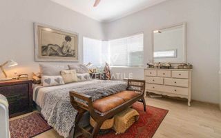 4 Bedroom House For Sale in Long Beach