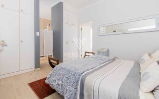 4 Bedroom House For Sale in Long Beach