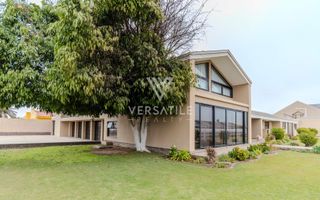 3 Bedroom House For Sale in Walvis Bay Central