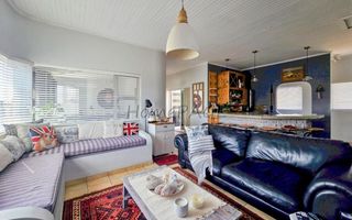 4 Bedroom House For Sale in Long Beach