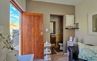 4 Bedroom House For Sale in Long Beach