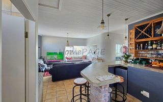 4 Bedroom House For Sale in Long Beach