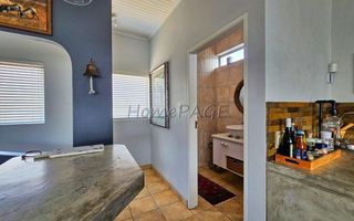 4 Bedroom House For Sale in Long Beach