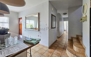 4 Bedroom House For Sale in Long Beach