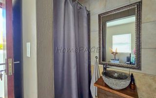 4 Bedroom House For Sale in Long Beach