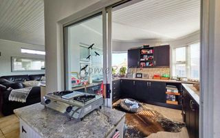 4 Bedroom House For Sale in Long Beach