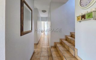 4 Bedroom House For Sale in Long Beach