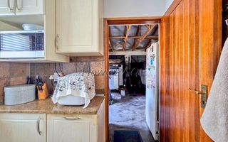 4 Bedroom House For Sale in Long Beach