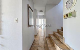 4 Bedroom House For Sale in Long Beach