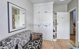 4 Bedroom House For Sale in Long Beach