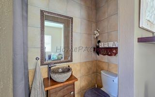 4 Bedroom House For Sale in Long Beach