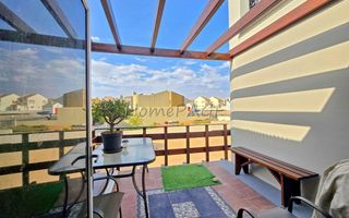 4 Bedroom House For Sale in Long Beach