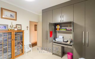 3 Bedroom House For Sale in Vogelstrand, Swakopmund