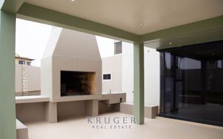 5 Bedroom House For Sale in Swakopmund Ext 9, Swakopmund