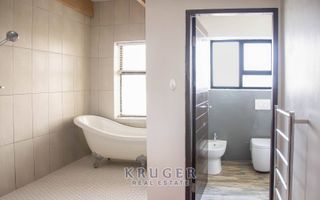 5 Bedroom House For Sale in Swakopmund Ext 9, Swakopmund