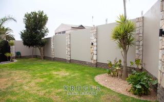 5 Bedroom House For Sale in Swakopmund Ext 9, Swakopmund