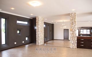 5 Bedroom House For Sale in Swakopmund Ext 9, Swakopmund