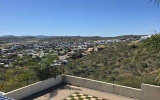 4 Bedroom House To Rent in Kleine Kuppe, Windhoek