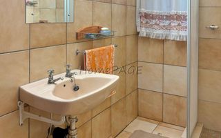 3 Bedroom House For Sale in Otjiwarongo