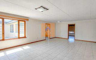 2 Bedroom Apartment For Sale in Kramersdorf, Swakopmund