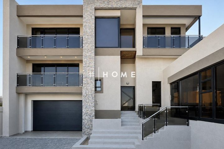 4 Bedroom House For Sale in Kleine Kuppe, Windhoek