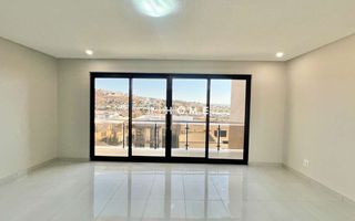 4 Bedroom House For Sale in Kleine Kuppe, Windhoek