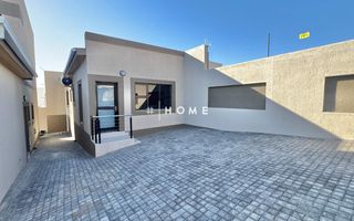 4 Bedroom House For Sale in Kleine Kuppe, Windhoek