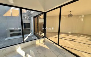 4 Bedroom House For Sale in Kleine Kuppe, Windhoek