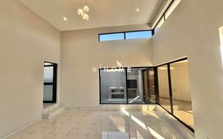 4 Bedroom House For Sale in Kleine Kuppe, Windhoek