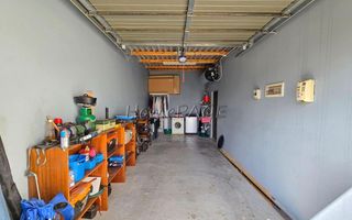 2 Bedroom House For Sale in Long Beach