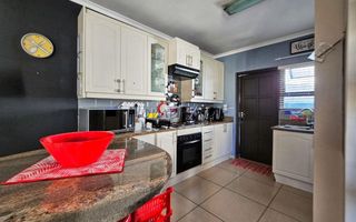 2 Bedroom House For Sale in Long Beach
