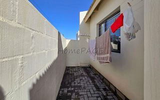 2 Bedroom House For Sale in Long Beach