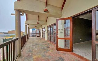 4 Bedroom House For Sale in Long Beach