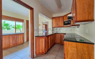 4 Bedroom House For Sale in Long Beach