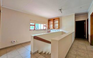 4 Bedroom House For Sale in Long Beach