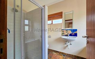 4 Bedroom House For Sale in Long Beach
