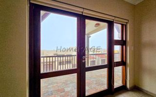4 Bedroom House For Sale in Long Beach