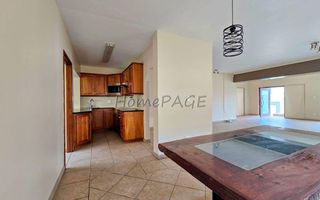 4 Bedroom House For Sale in Long Beach