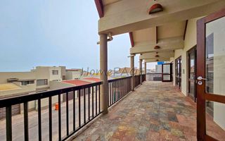 4 Bedroom House For Sale in Long Beach