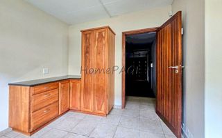 4 Bedroom House For Sale in Long Beach