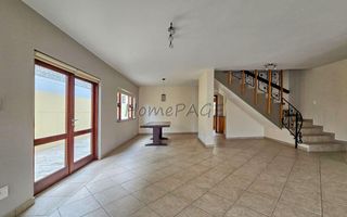4 Bedroom House For Sale in Long Beach